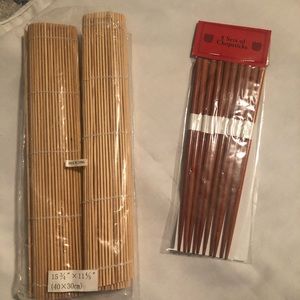 NEW 5 SETS OF CHOPSTICKS AND 2 FLEXIBLE WOOD PLACEMATS